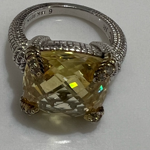 Judith Ripka Canary Cushion Ring. size 6 NIB - Picture 13 of 14